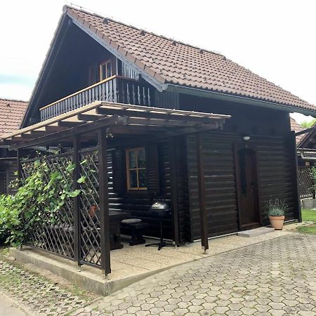 פודצ'טרטק Holiday Cottage Krishtan מראה חיצוני תמונה
