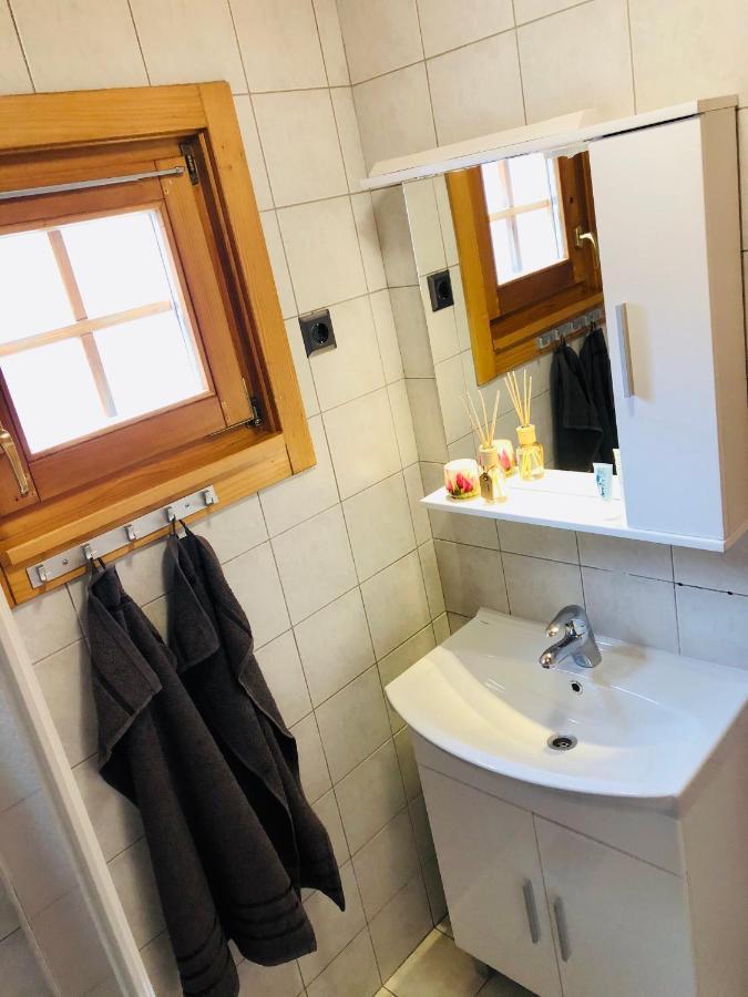 פודצ'טרטק Holiday Cottage Krishtan מראה חיצוני תמונה